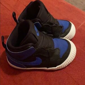 Baby air Jordan’s 1 royal